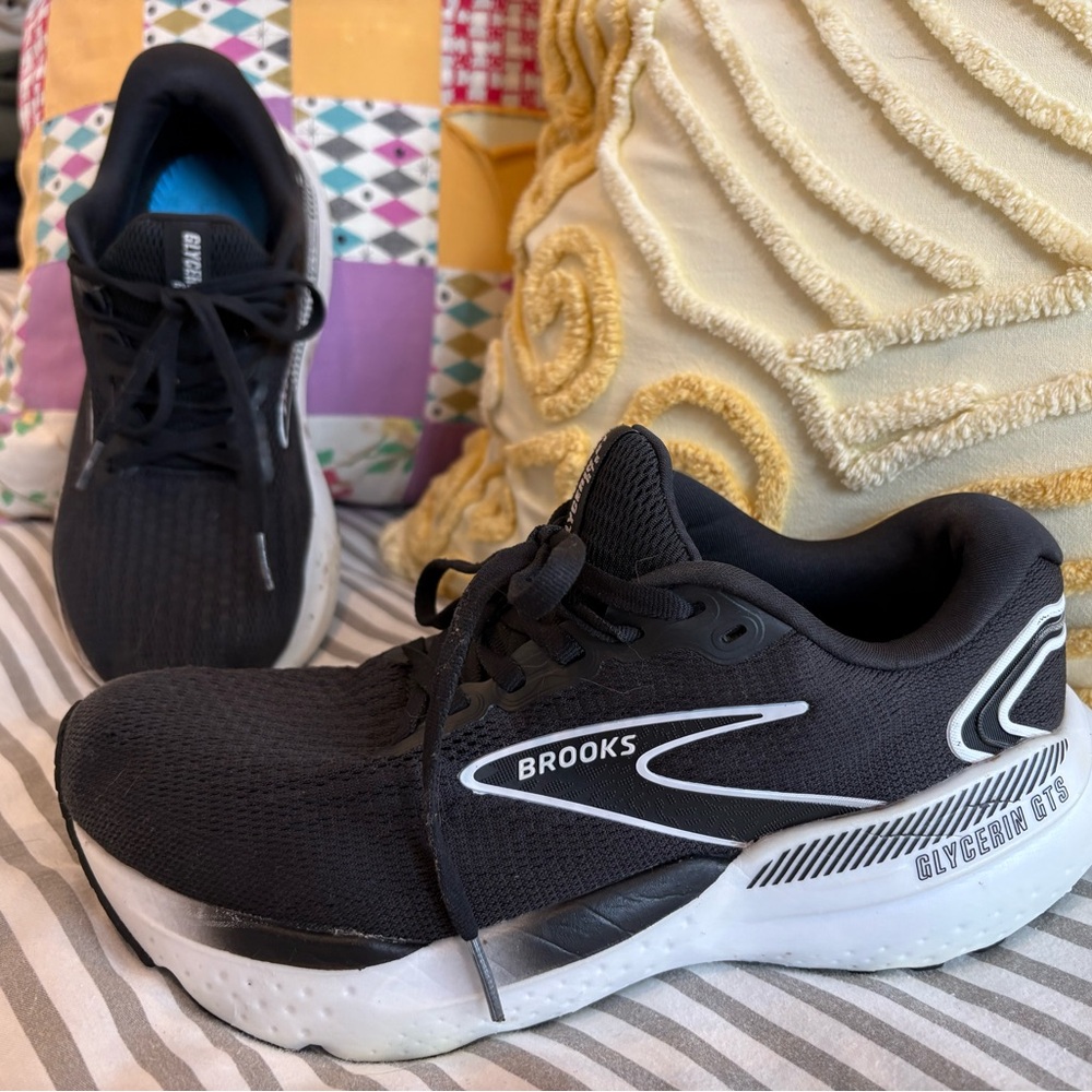Brooks Black and White Glycerin 19 Running Shoes